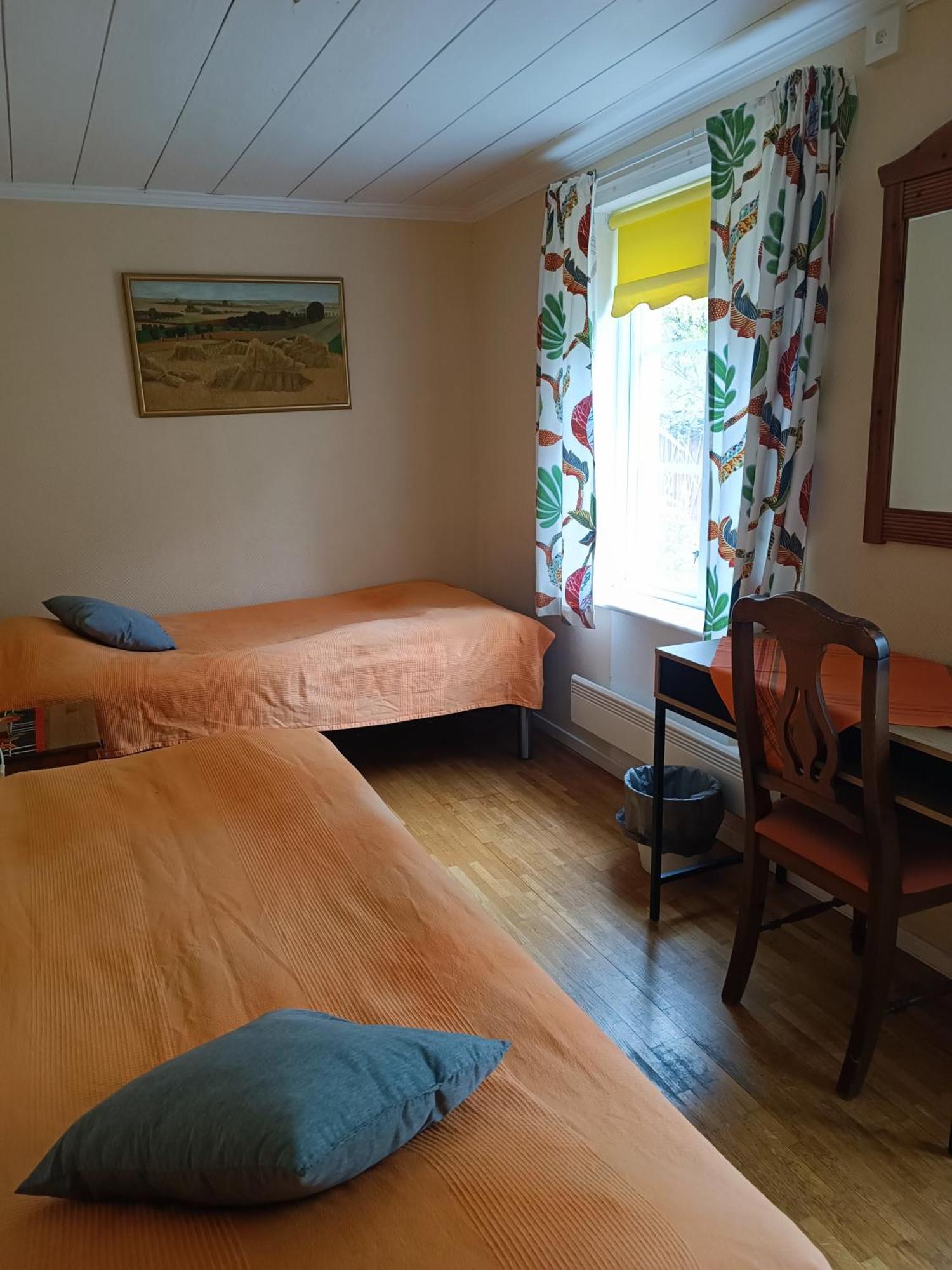 Enecopia Bed & Breakfast Enköping Eksteriør billede