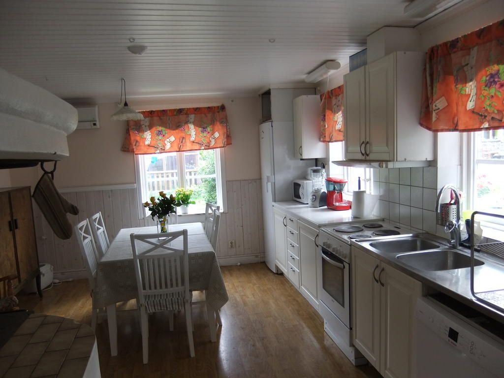 Enecopia Bed & Breakfast Enköping Eksteriør billede